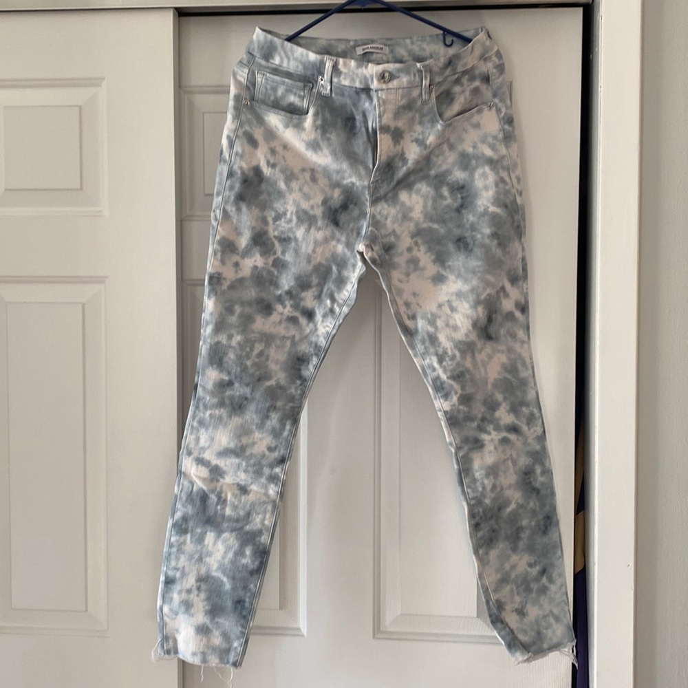 Good American jeans.
